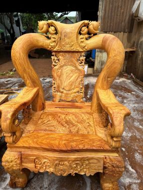 Đoản Dài Salon Gỗ - Chạm Nghê Đỉnh (Tay Cột 12)