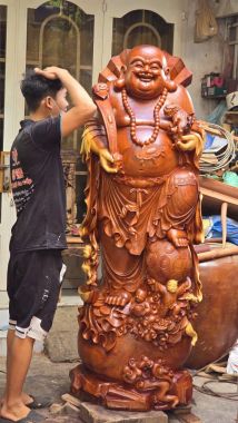 Tượng Phật Di Lặc chúc phúc