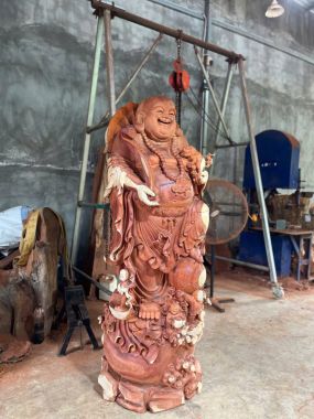 Tượng Phật Di Lặc chúc phúc