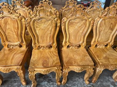 Bộ Ghế Ăn Louis Hoàng Gia - Lưng Tựa Chạm Hoa Tây (4 Ghế)
