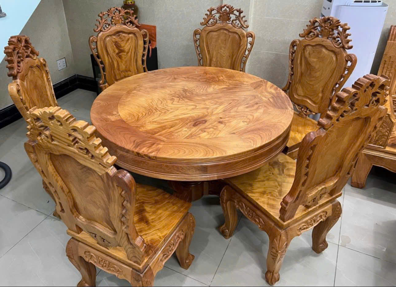 Top 10 kiểu bàn gỗ đẹp năm 2026 – Xu hướng nội thất sang trọng từ Gỗ Phong Thuỷ Đắk Lắk